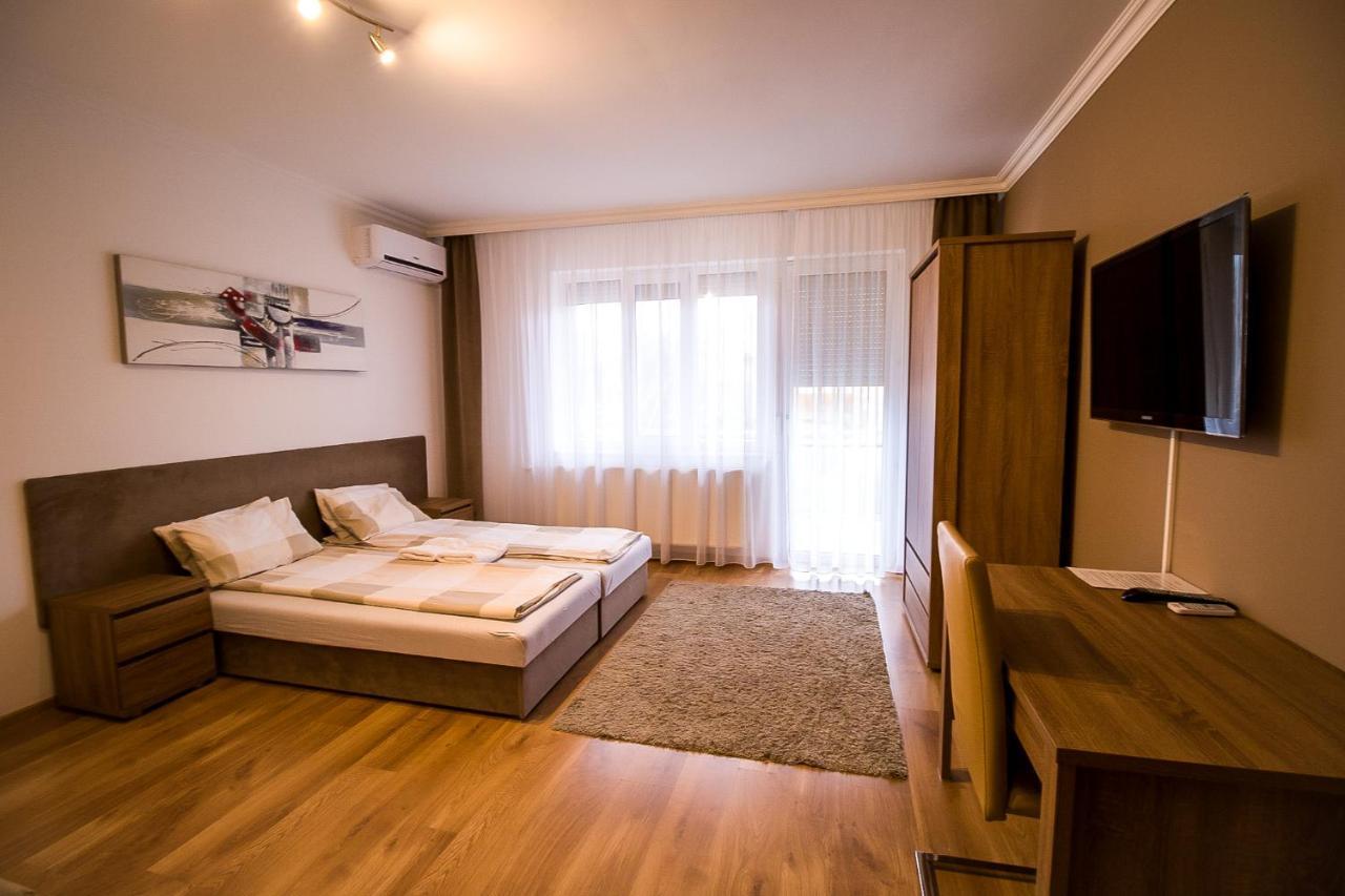 Thermal Next II Weninger Apartman Kiskunhalas Εξωτερικό φωτογραφία