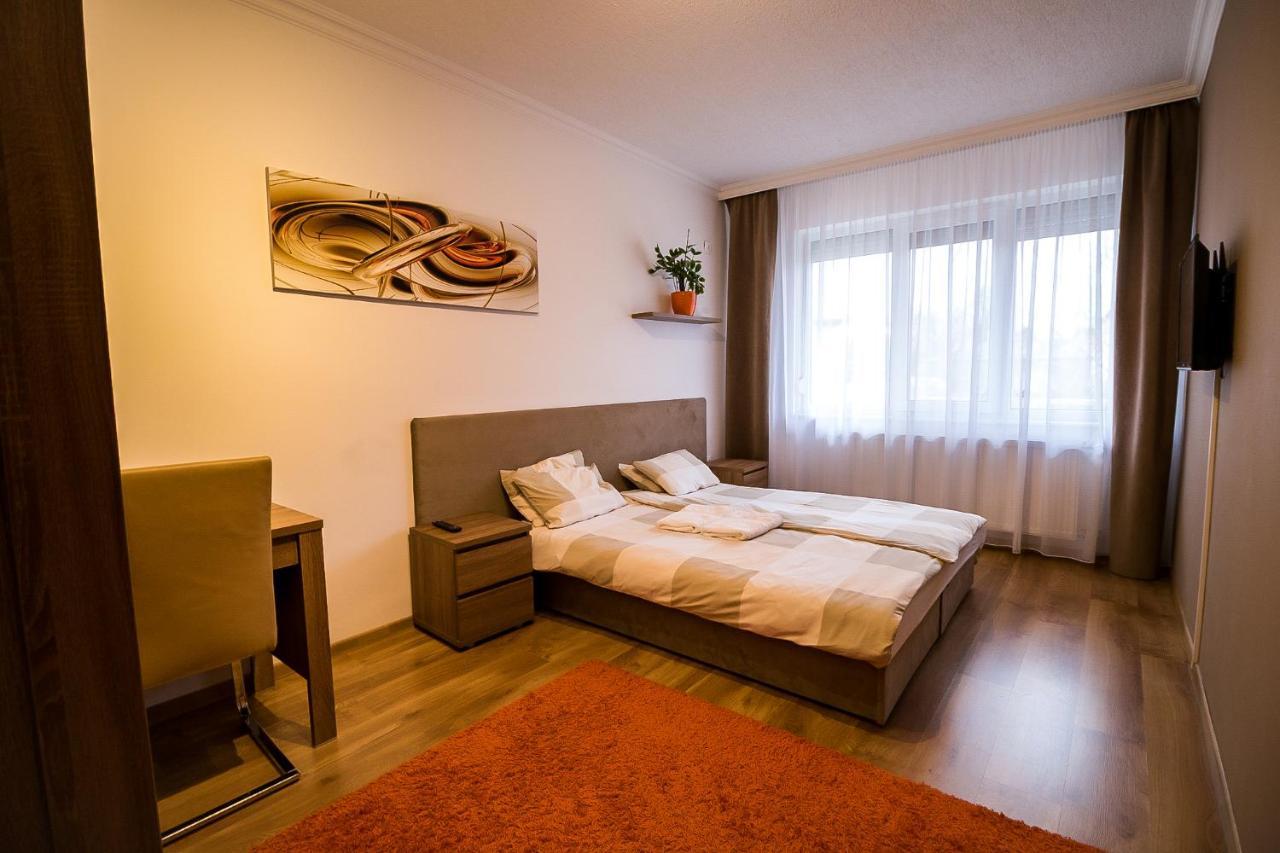 Thermal Next II Weninger Apartman Kiskunhalas Εξωτερικό φωτογραφία
