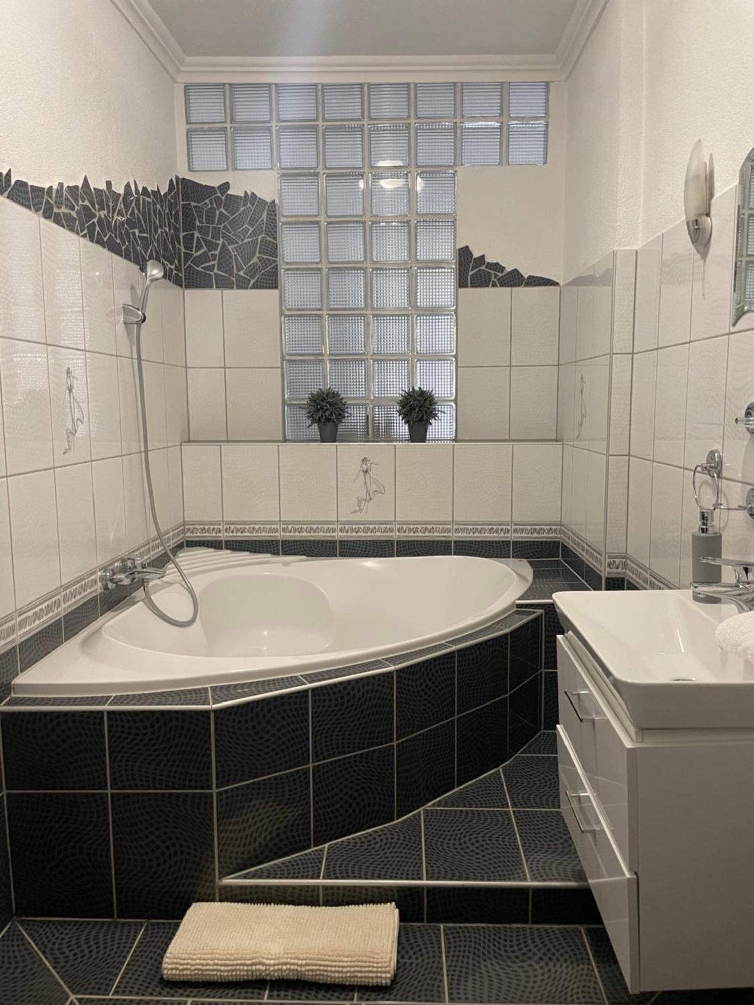 Thermal Next II Weninger Apartman Kiskunhalas Εξωτερικό φωτογραφία